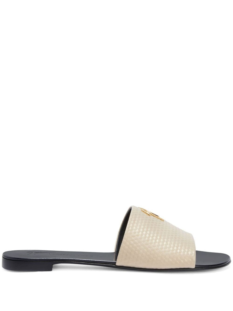 Shirley geometric-embossed slides 1