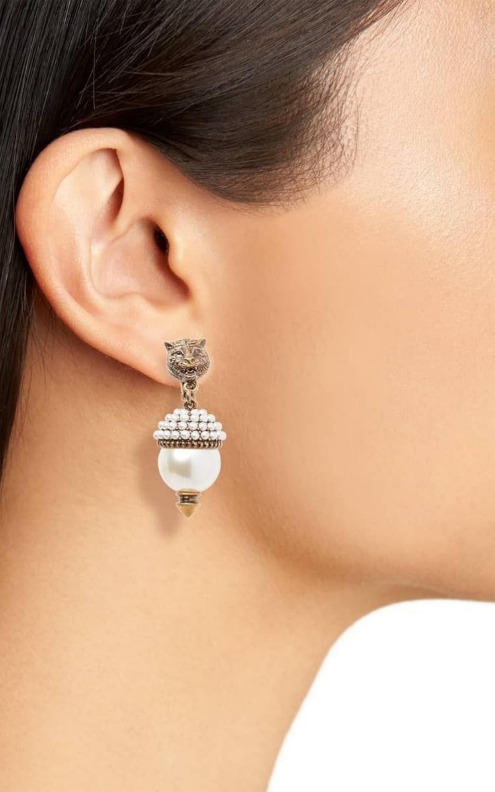 Feline Head Pearl Drop Earrings - 2