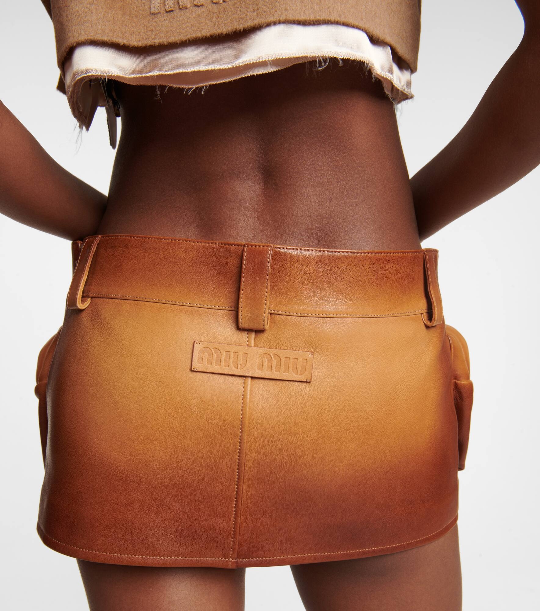 Leather cargo miniskirt - 6