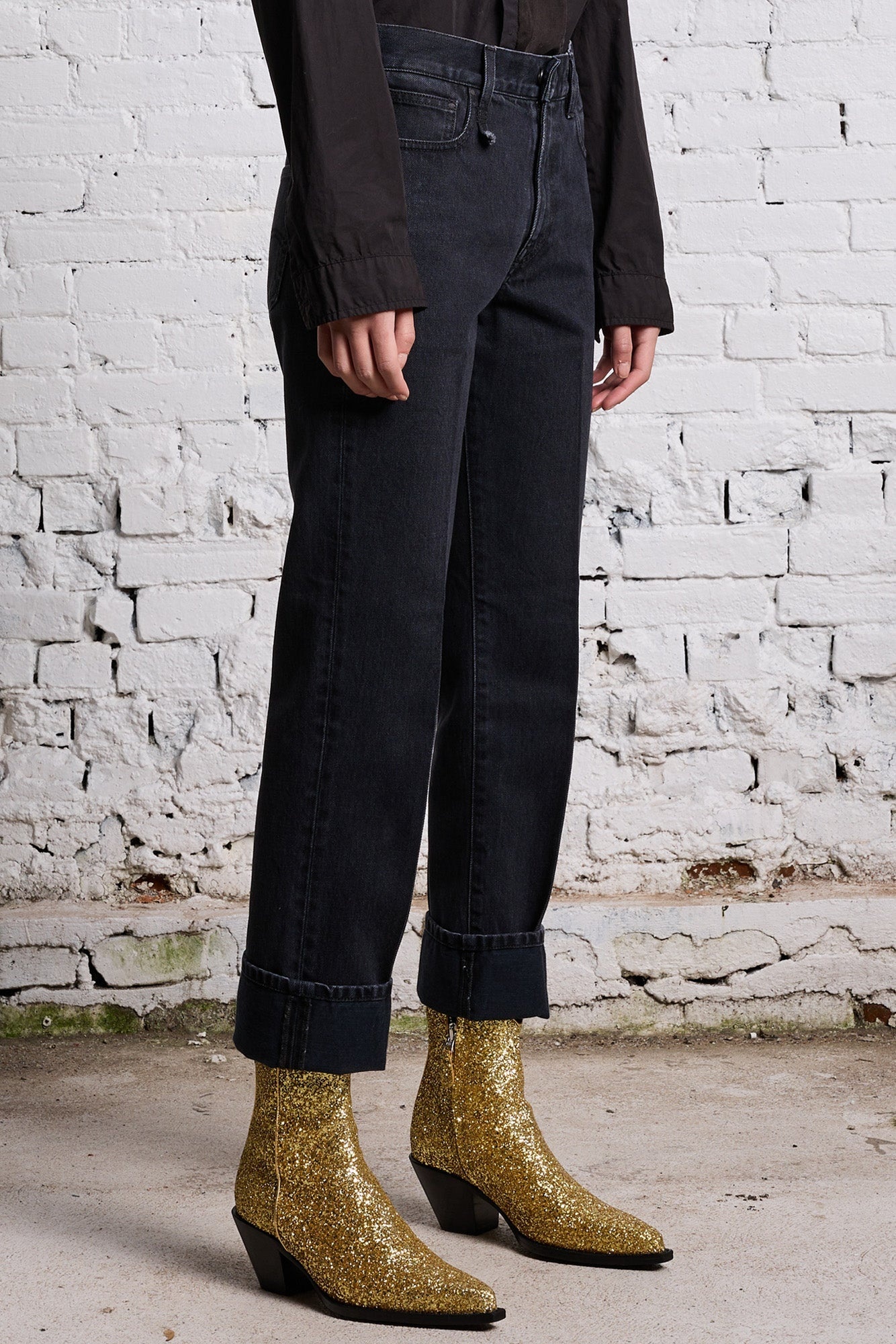 CUFFED ROMEO - ONYX BLACK - 5