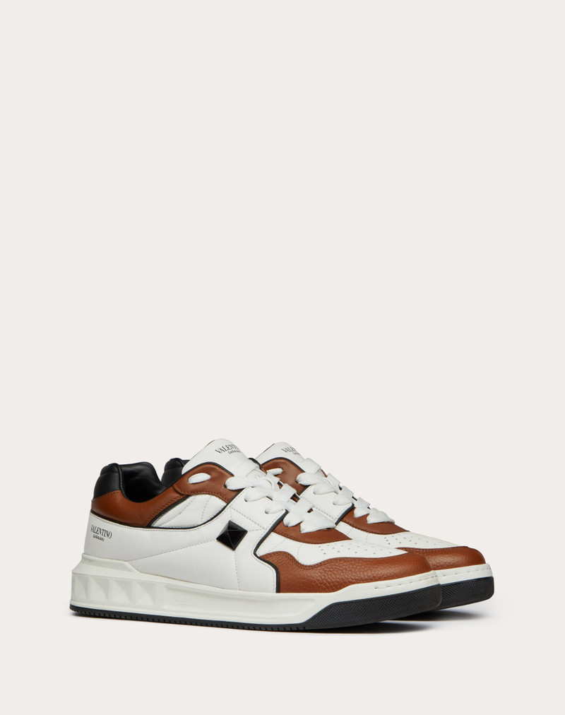 Valentino ONE STUD LOW-TOP NAPPA SNEAKER outlook