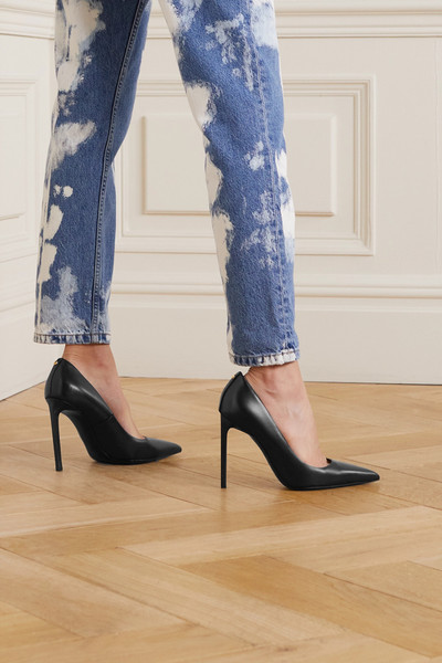 TOM FORD T Screw satin pumps outlook