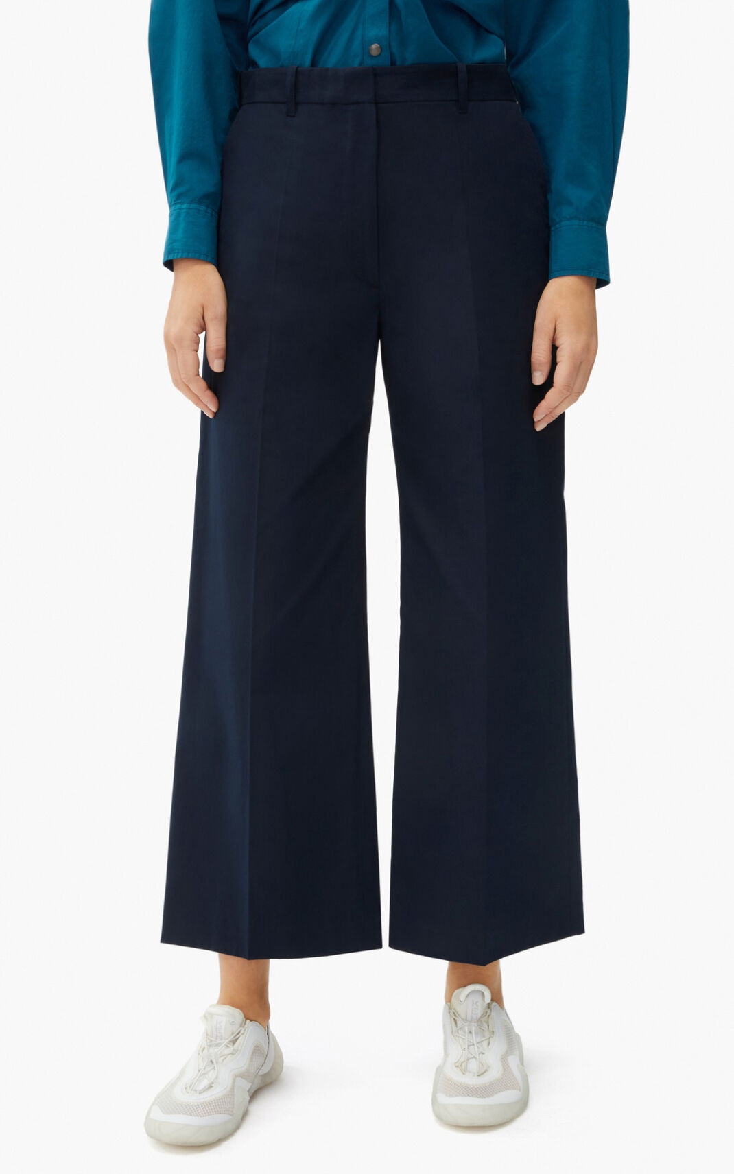 Cropped flared trousers - 3
