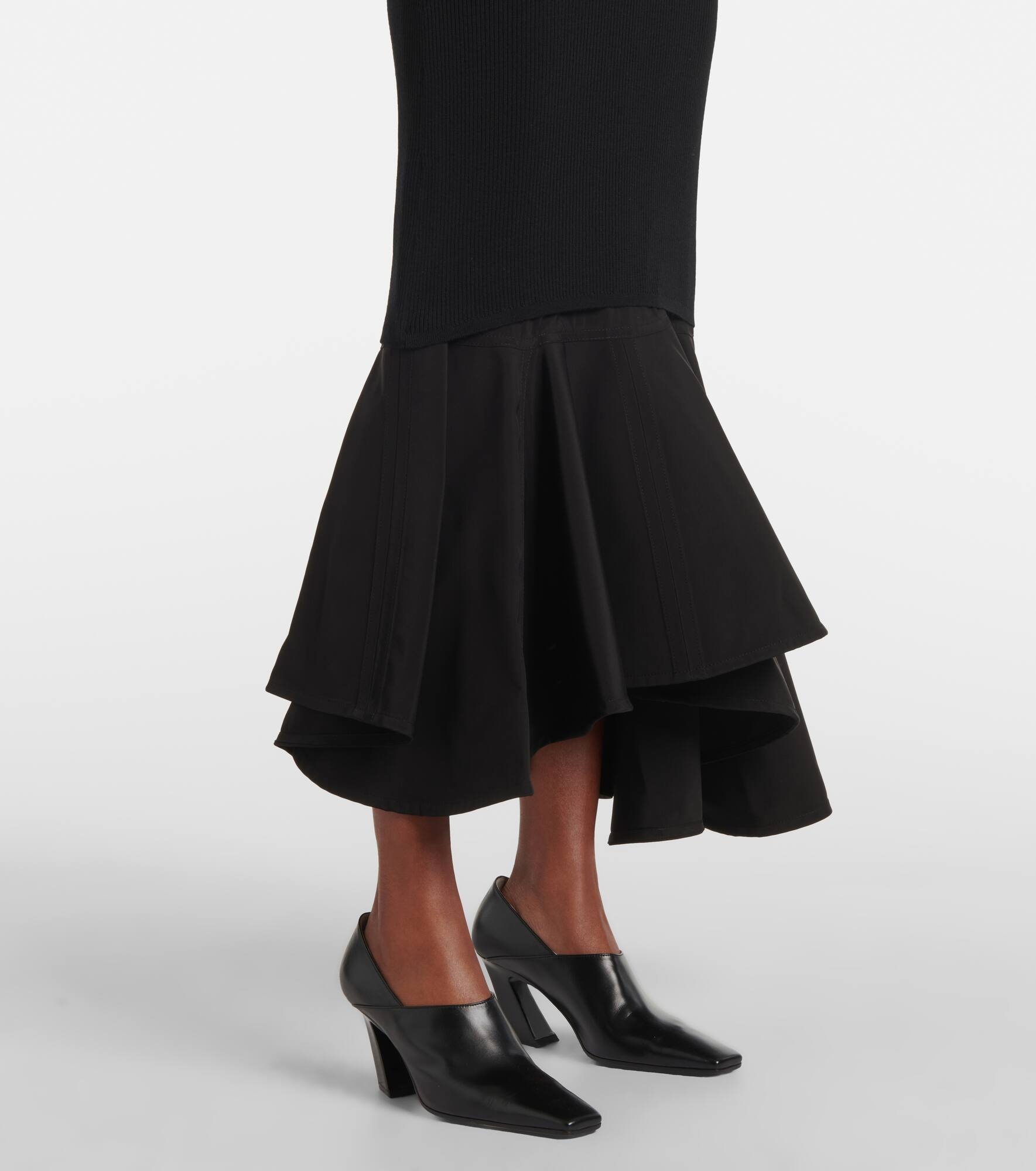 Ruffled midi dress - 5