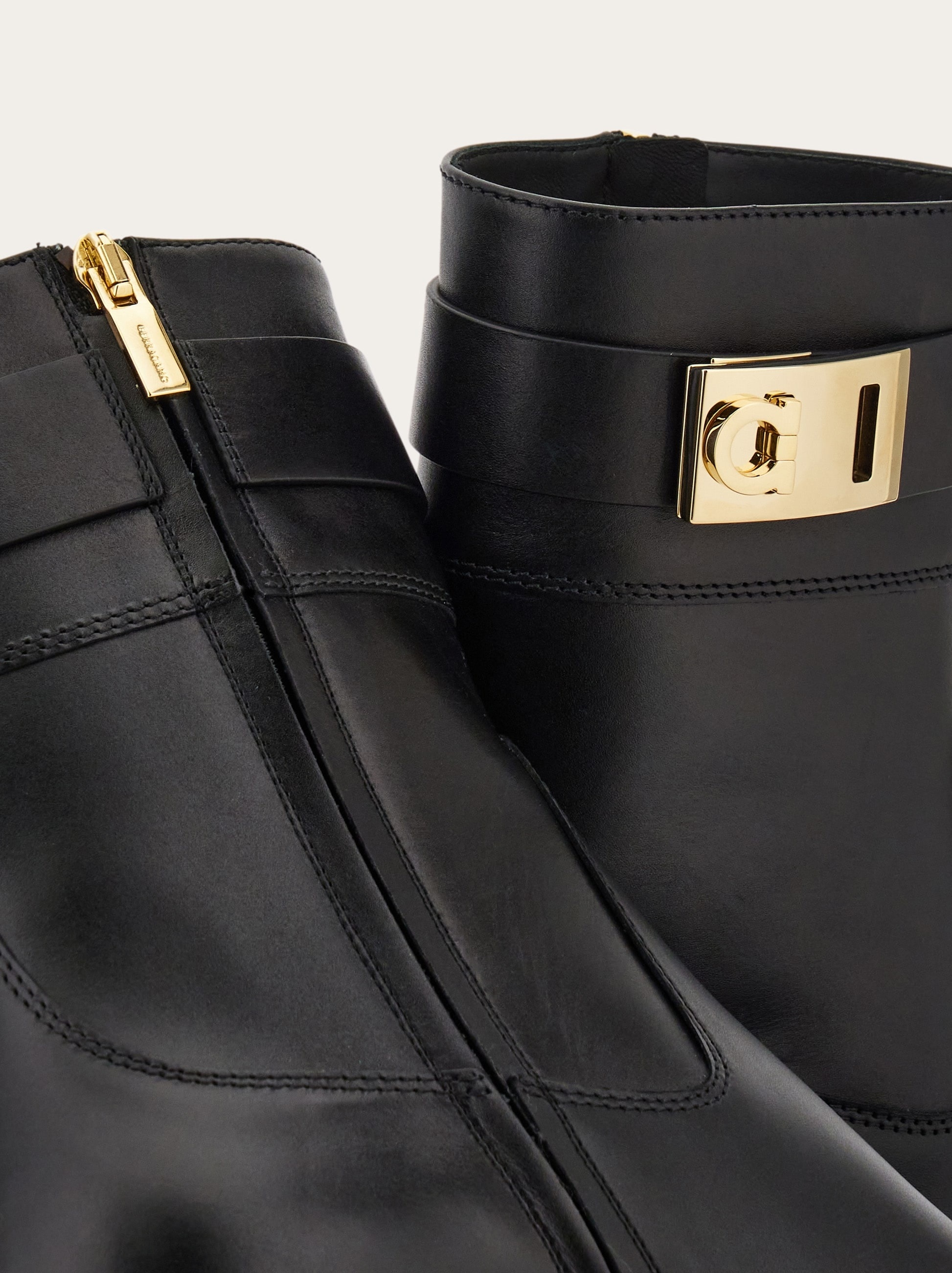 Hug buckle ankle boot - 6