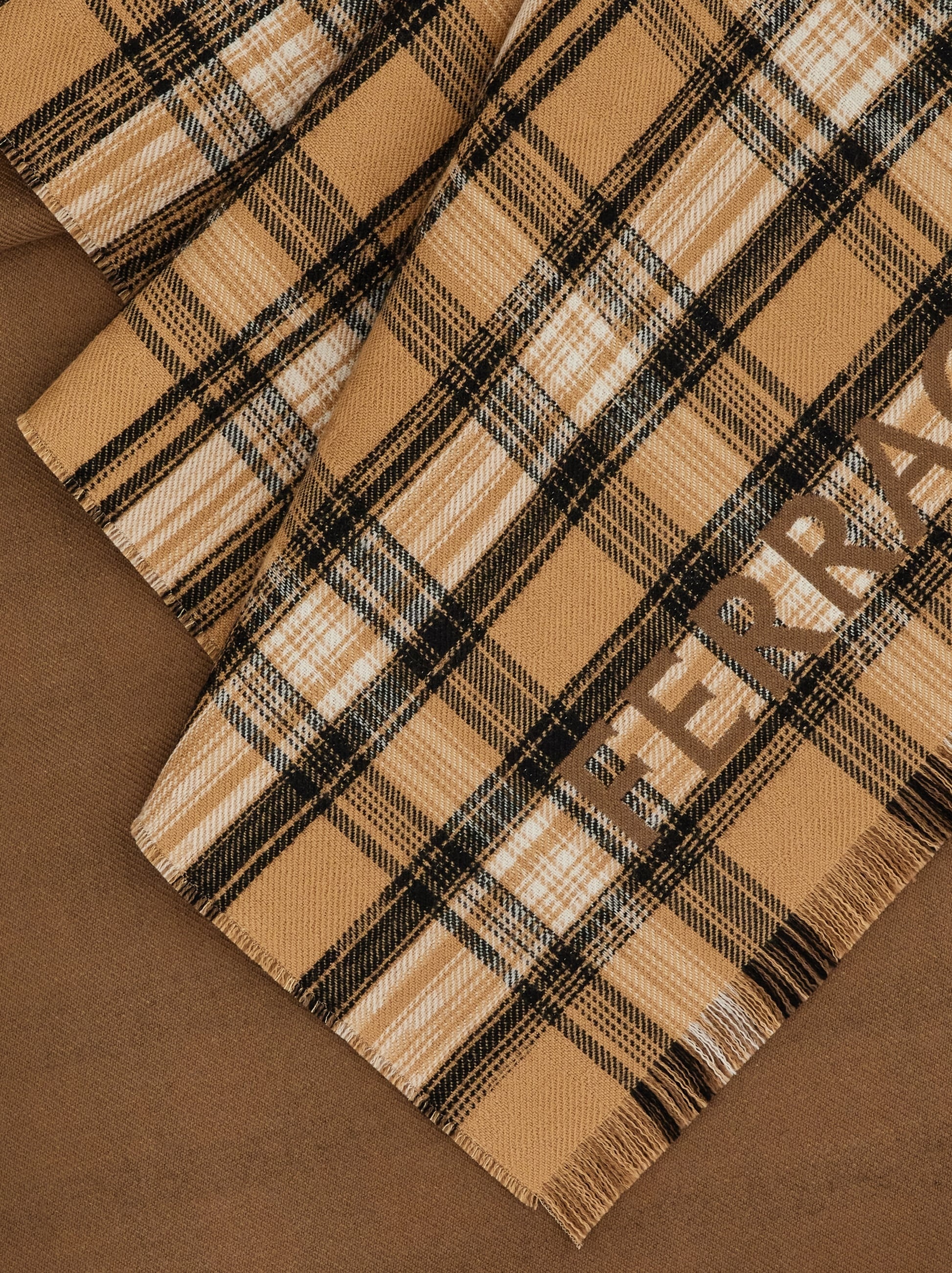 Tartan wool scarf 6