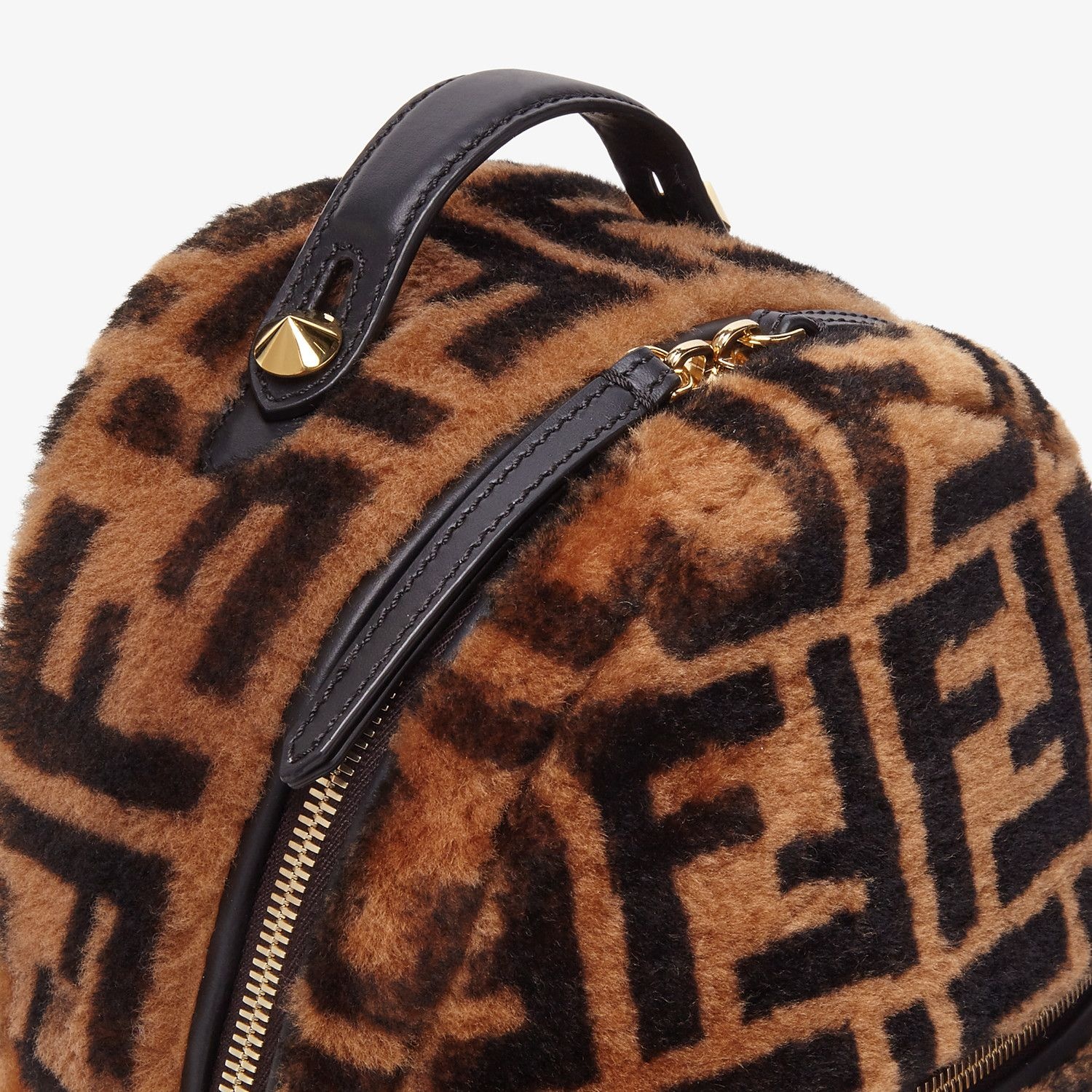 Small backpack in brown sheepskin - 5