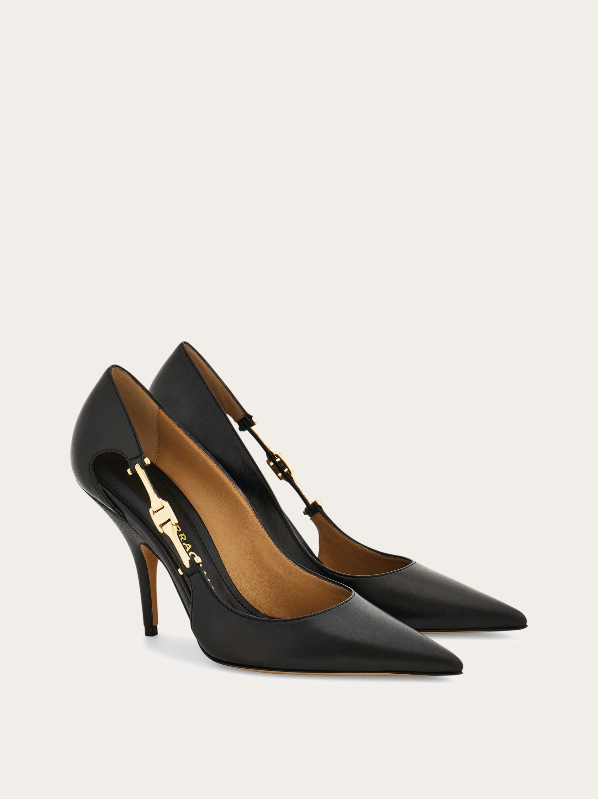 F buckle pump - 5