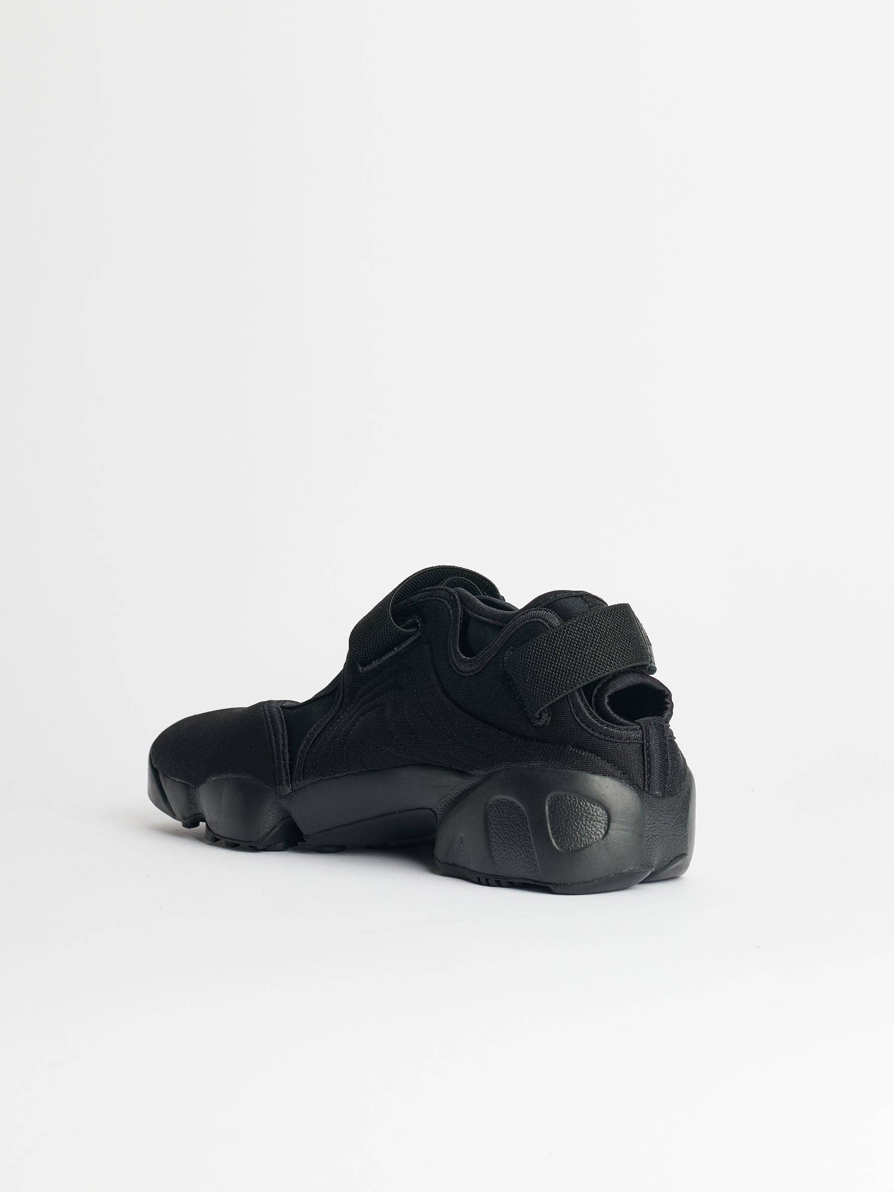 NIKE W’S AIR RIFT BLACK / COOL GREY - 2