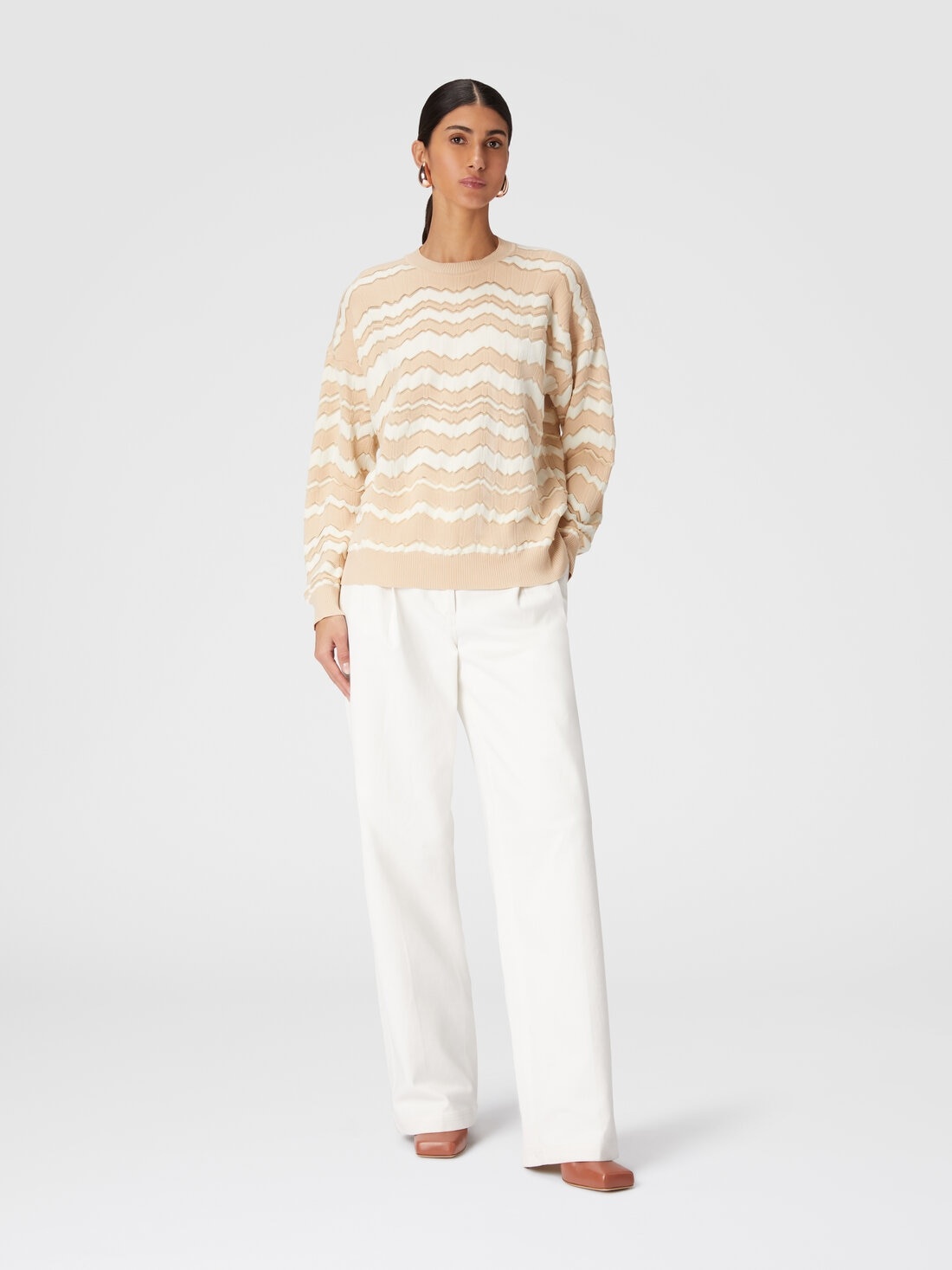 Crewneck pullover with tone-on-tone zigzag - 2