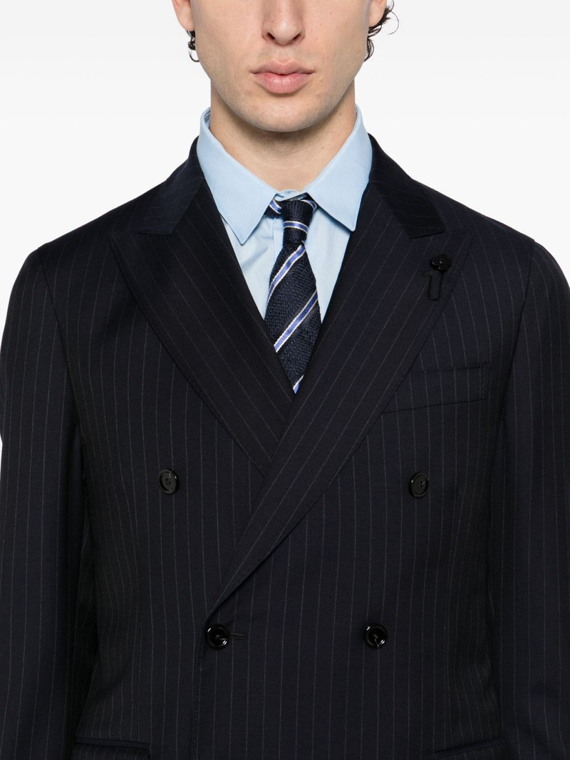 wool double-breasted suit 3