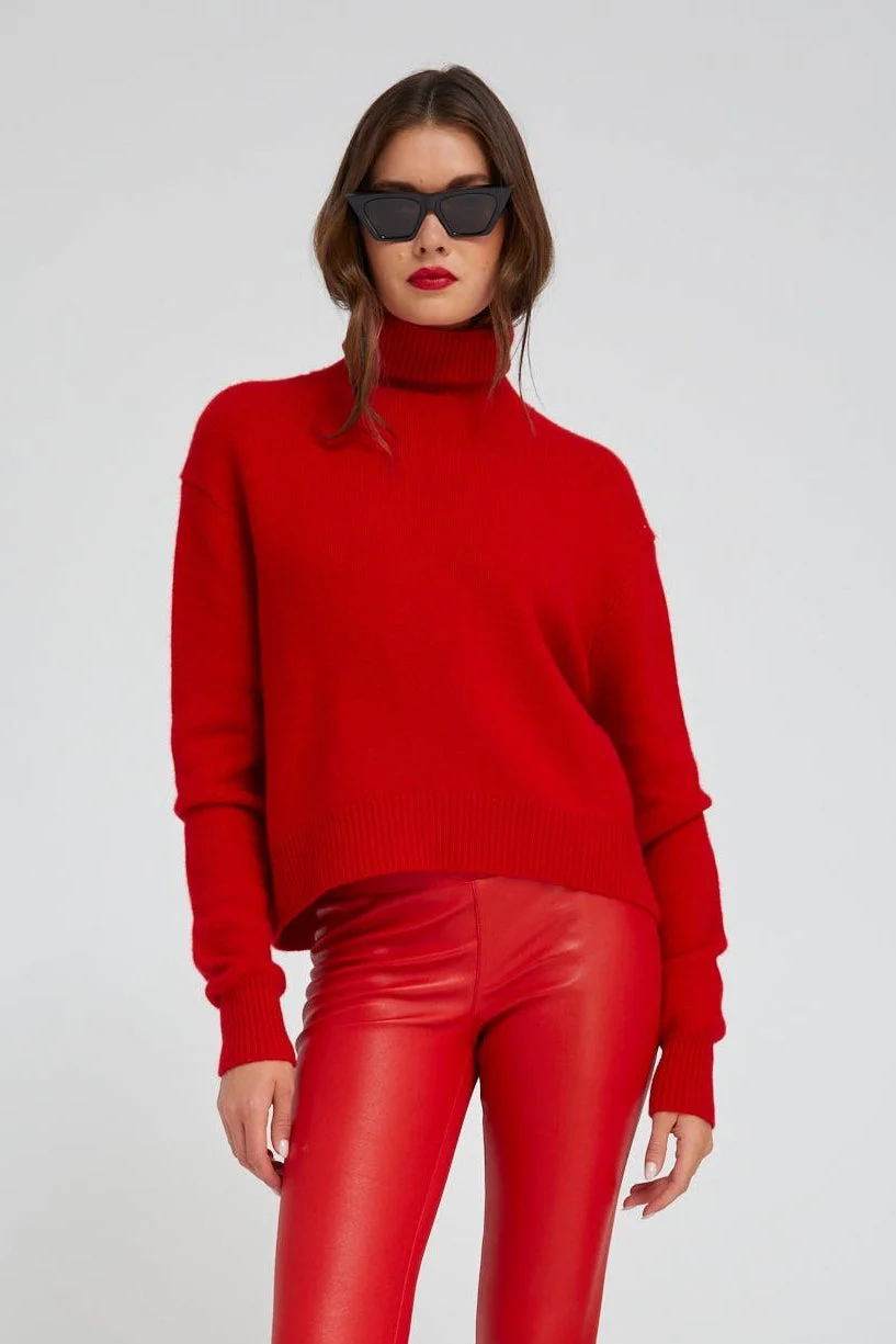 RED CASHMERE LONG SLEEVE TURTLENECK - 1