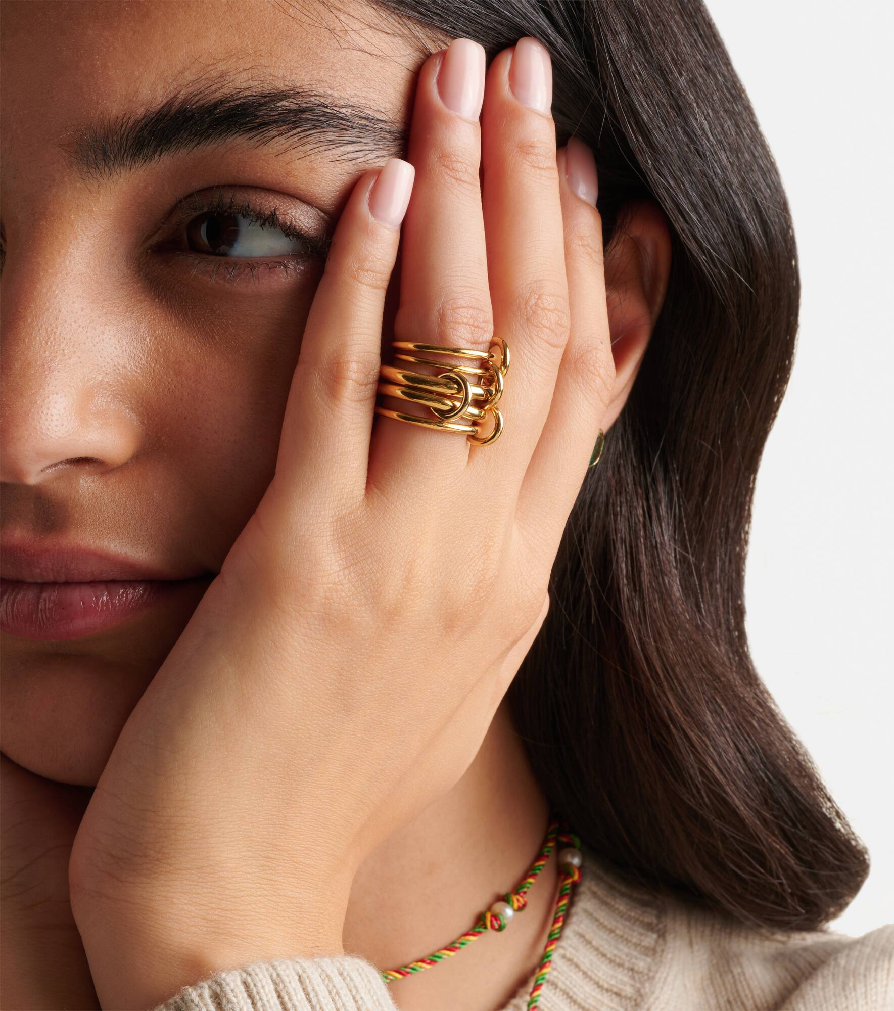 Aquarius 18kt gold linked rings - 2