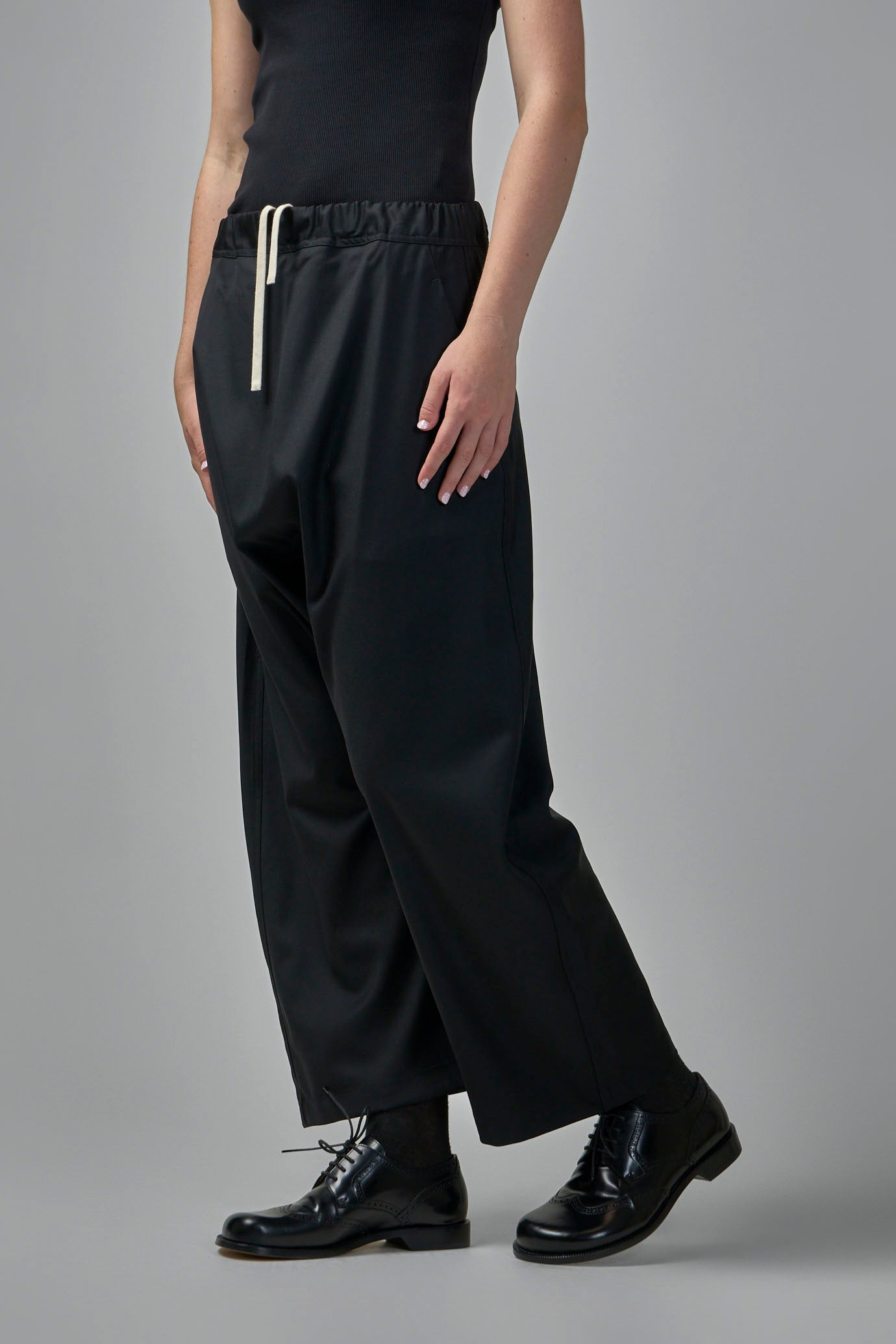 Relaxed Extra Low Crotch Pants - 4