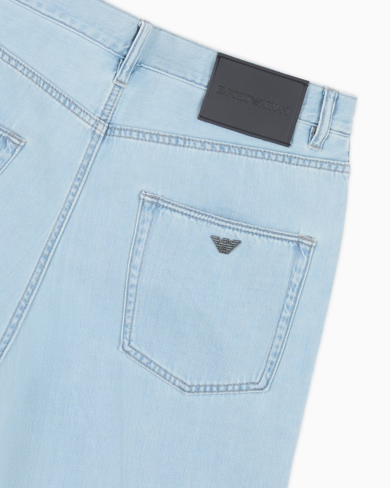 J74 LOOSE FIT DENIM JEANS IN A SOFT TOUCH LYOCELL BLEND - 6
