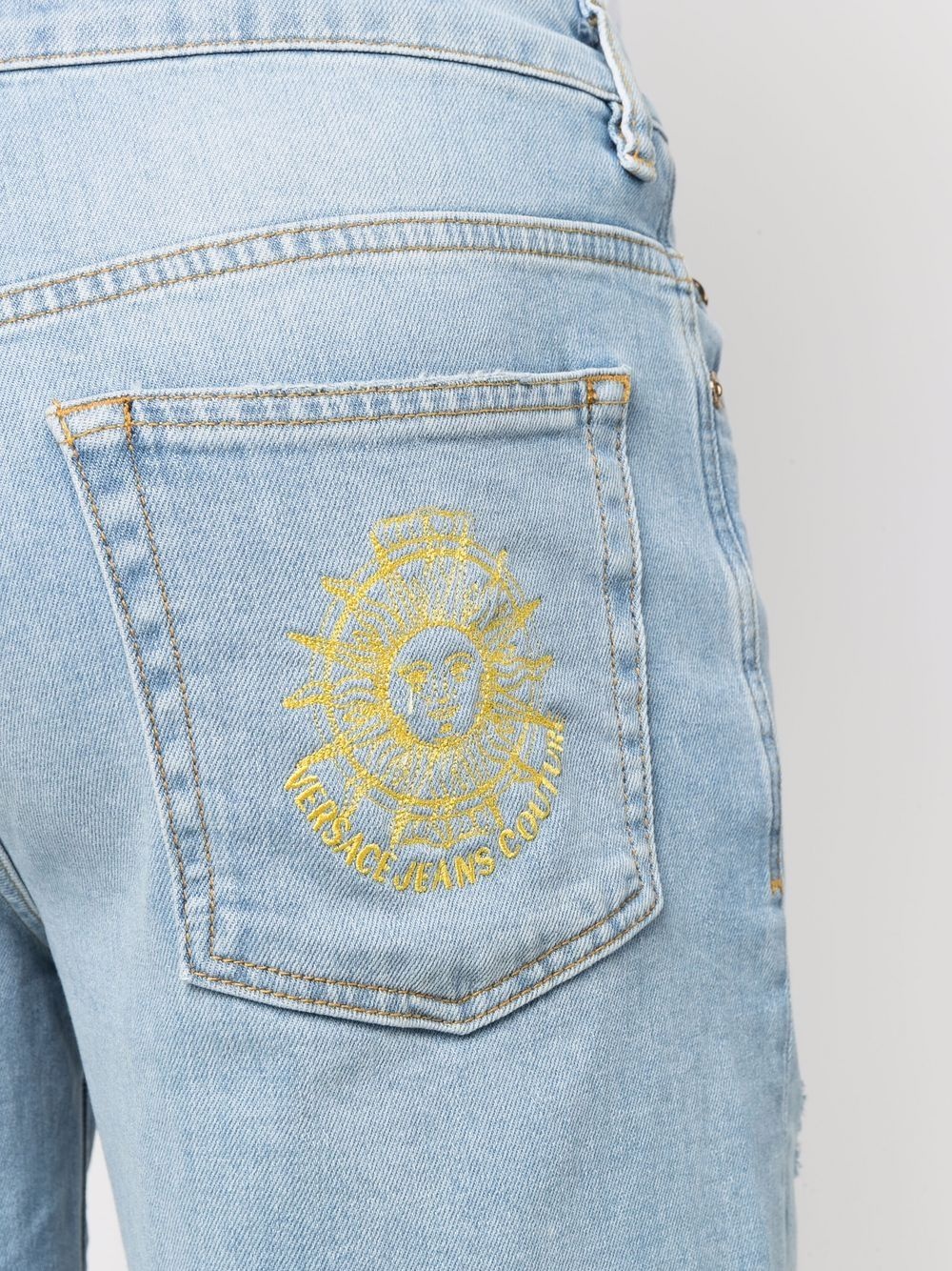 embroidered logo denim shorts - 5