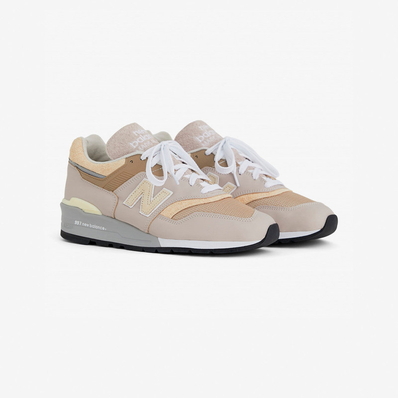 New Balance 997 outlook