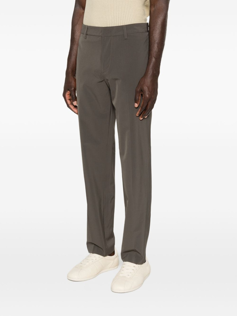 creased-front trousers 3