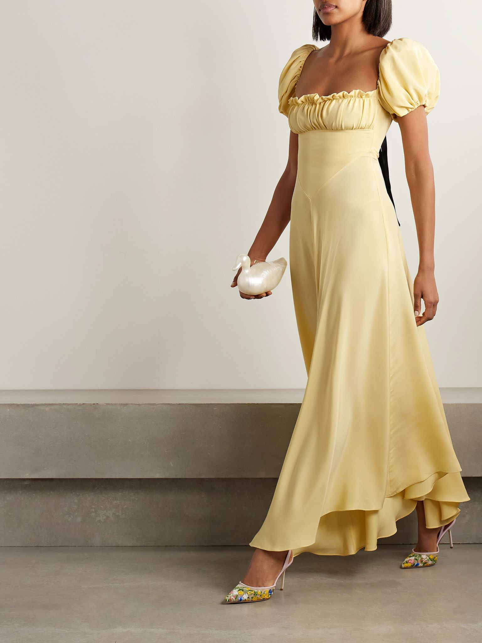 Bow-embellished satin-trimmed silk-crepe maxi dress Yellow - 2