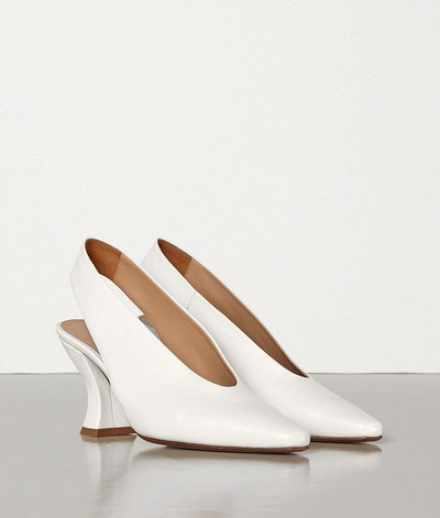 Bottega Veneta ALMOND PUMPS outlook