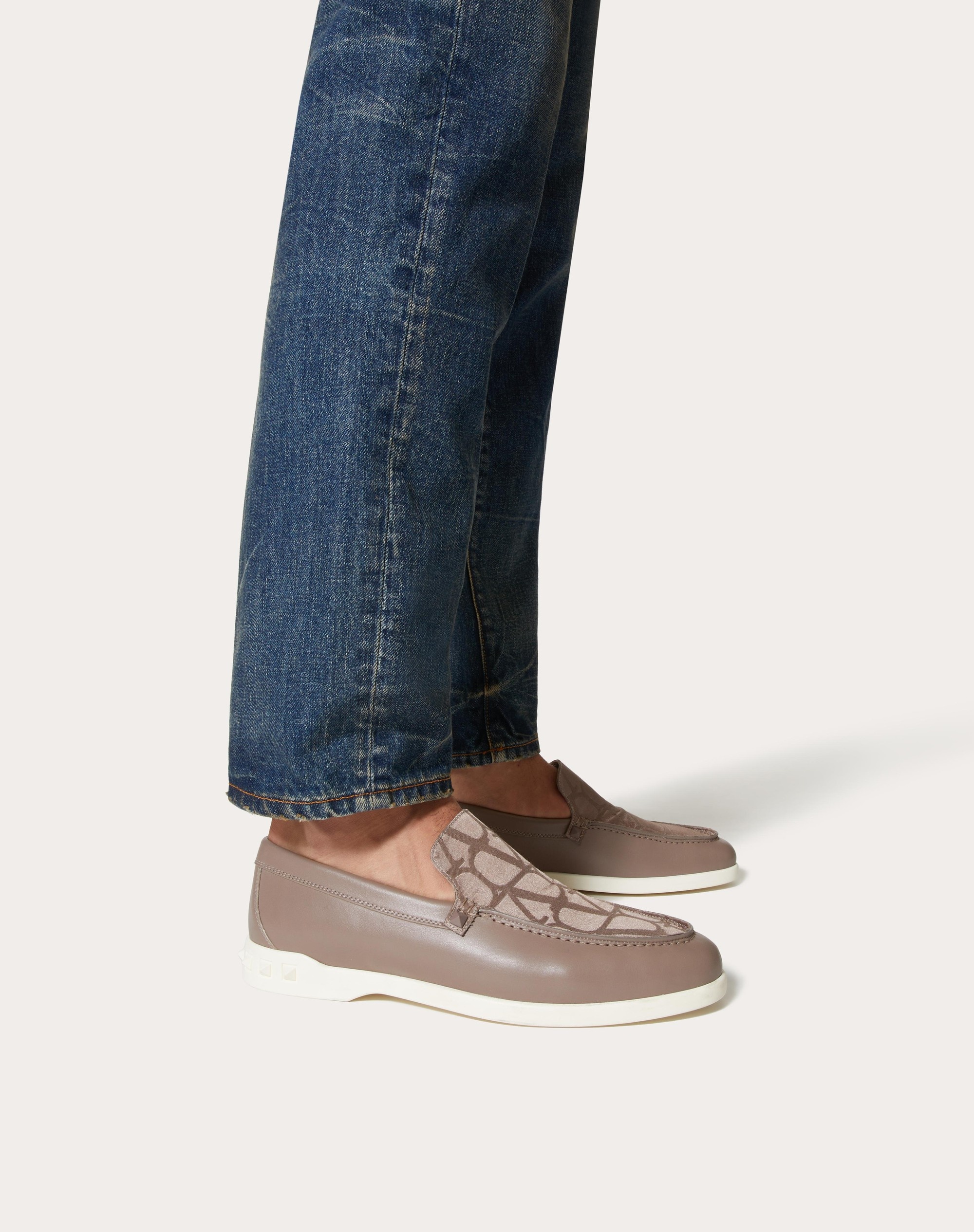 LEISURE FLOWS SLIP-ON IN CALFSKIN AND TOILE ICONOGRAPHE TECHNICAL FABRIC - 6