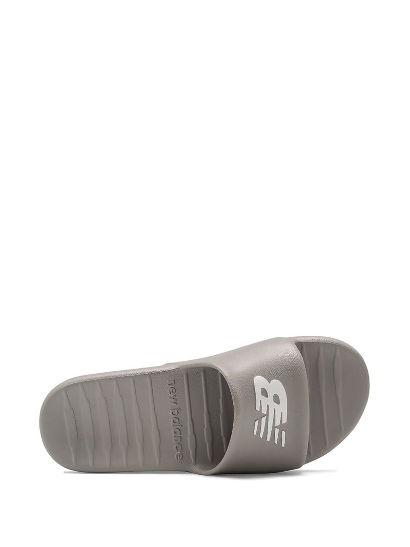 New Balance 100 "Grey" slides outlook