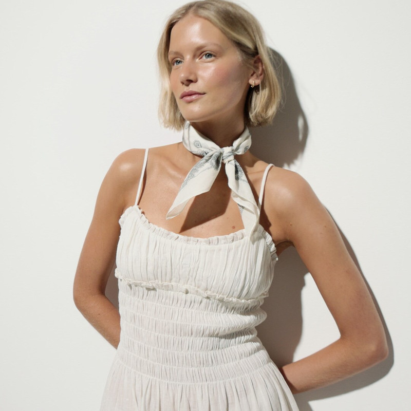 Smocked mini dress in Hampton linen-blend 3