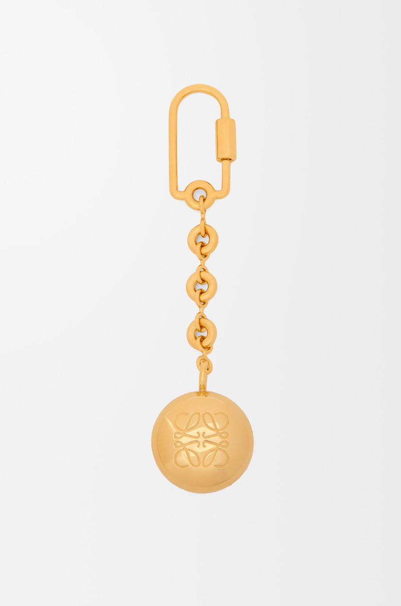 Loewe Pebble keyring in brass outlook