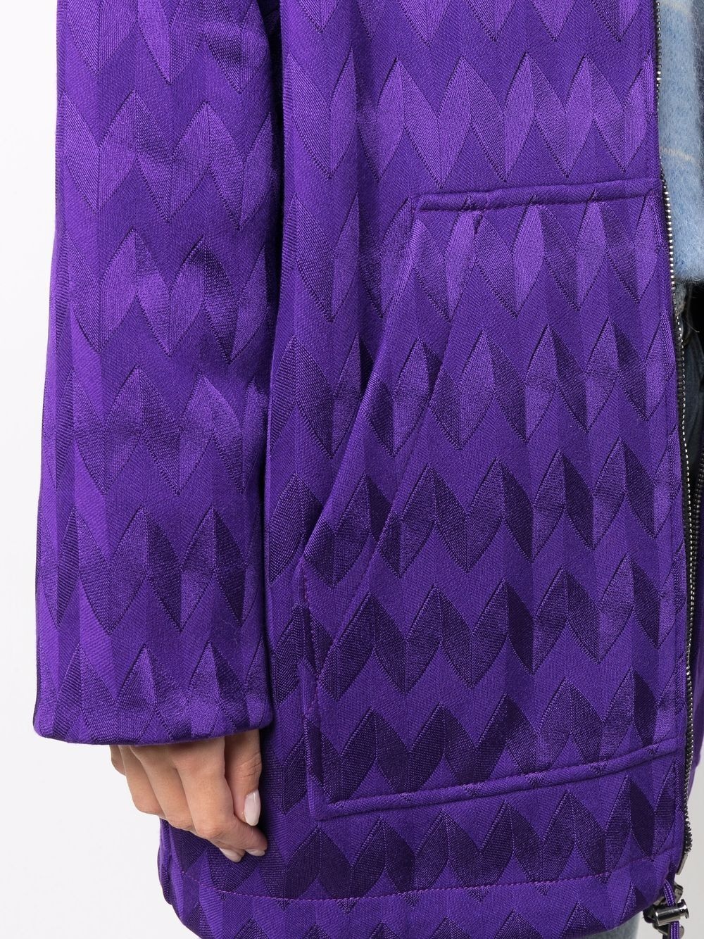 zigzag-pattern hooded coat - 5