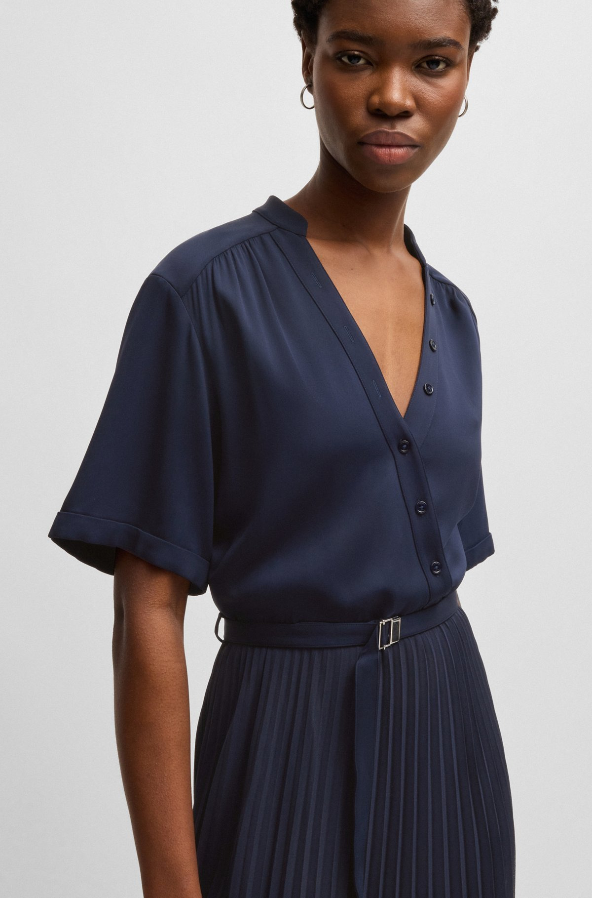 BELTED DRESS WITH PLISSÉ SKIRT - 5
