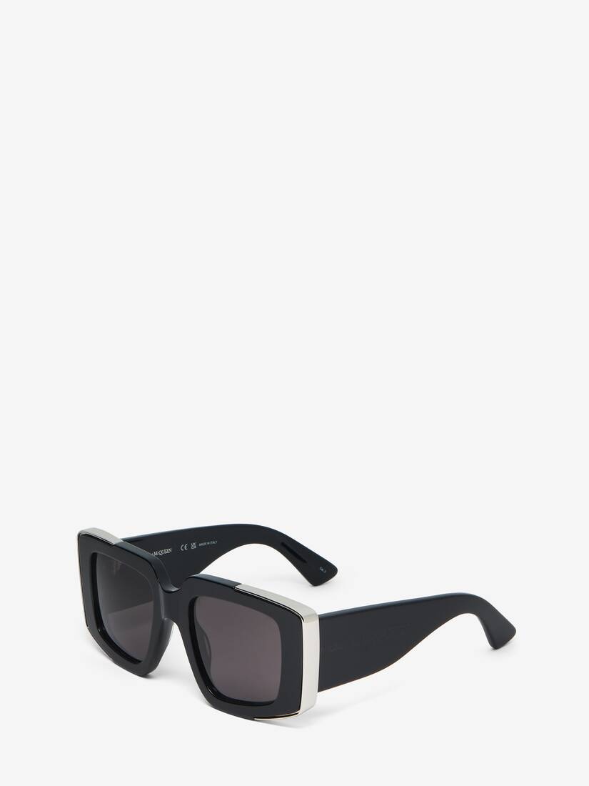 Women's The Grip Geometrical Sunglasses in Black/smoke - 3