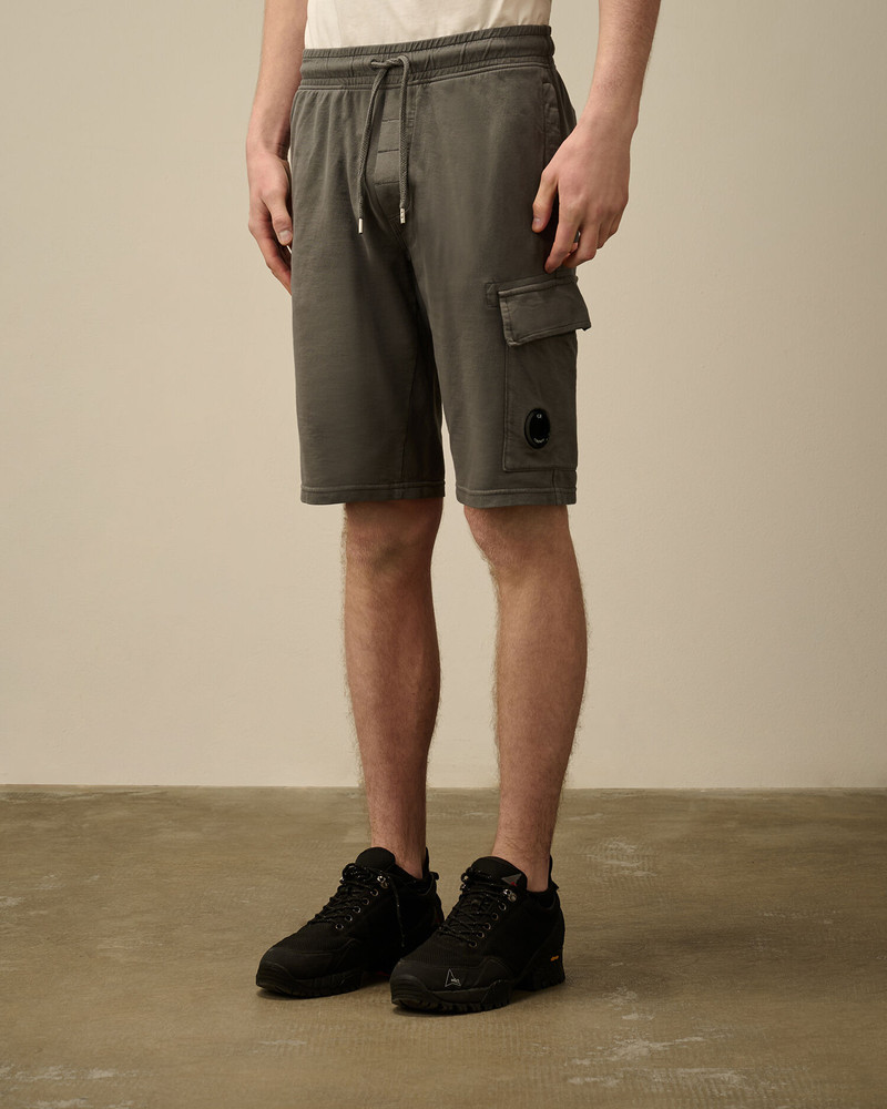 Light Fleece Cargo Lens Shorts 3