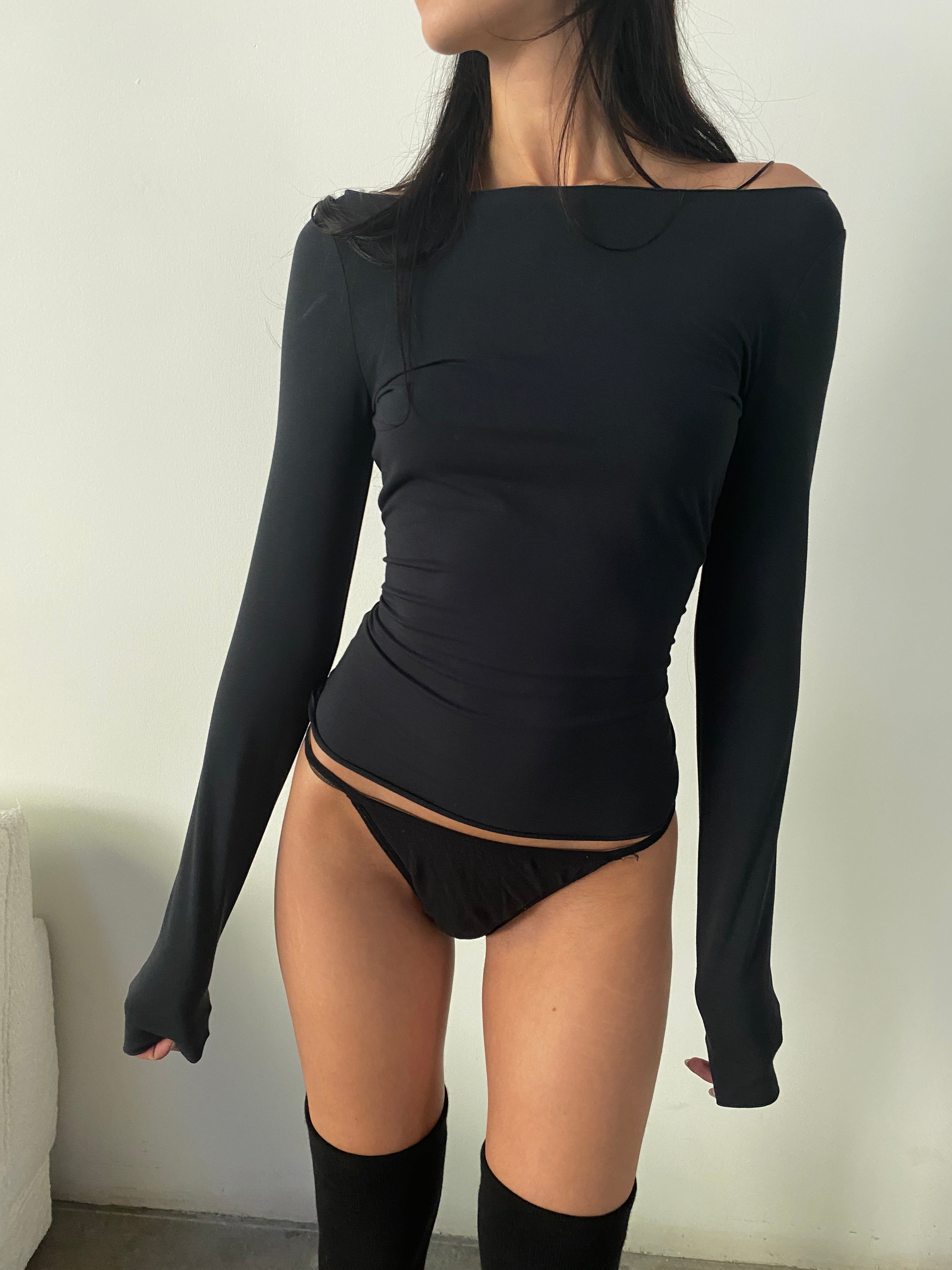 AMELIA TOP - BLACK - 3