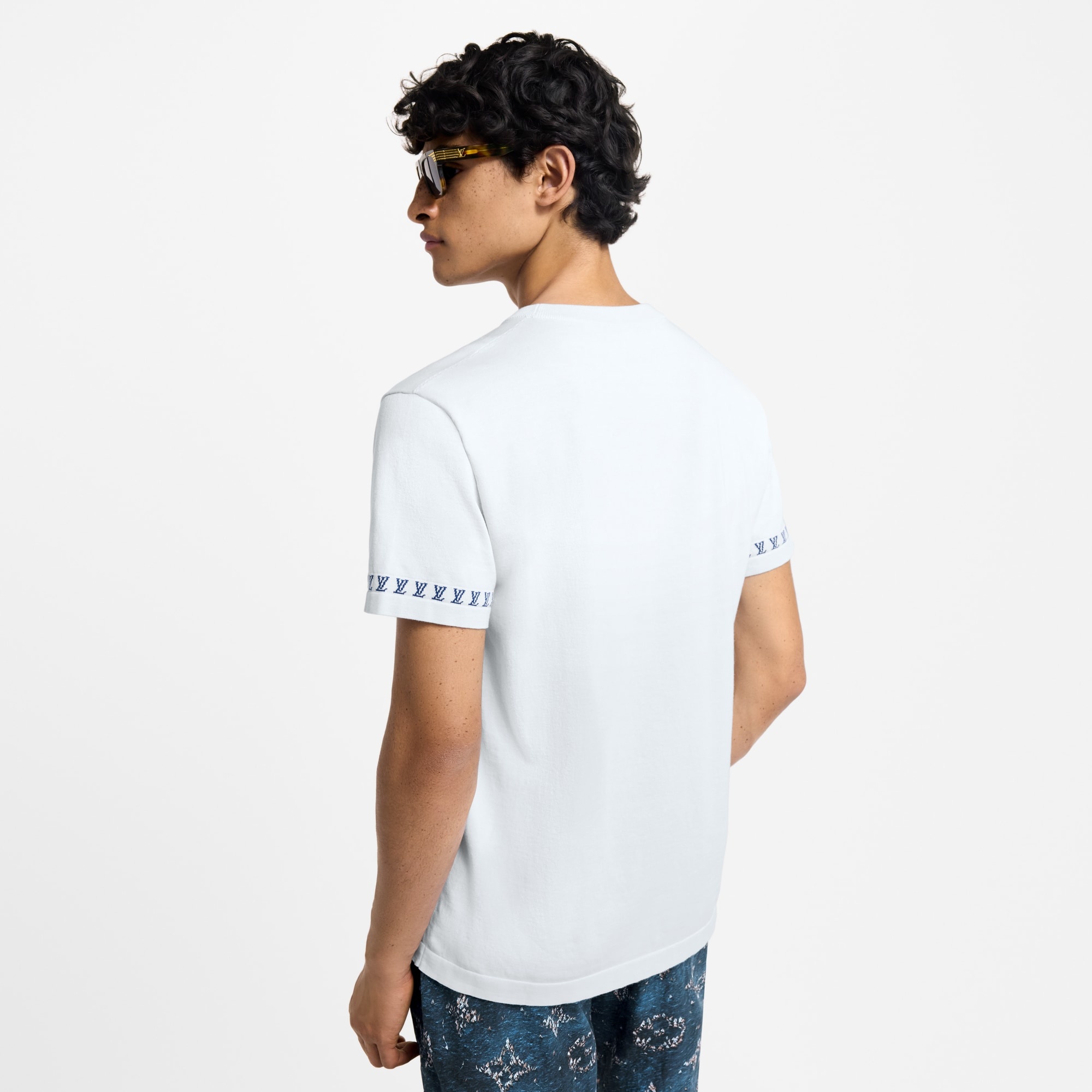 Short-Sleeved Signature Crewneck - 5