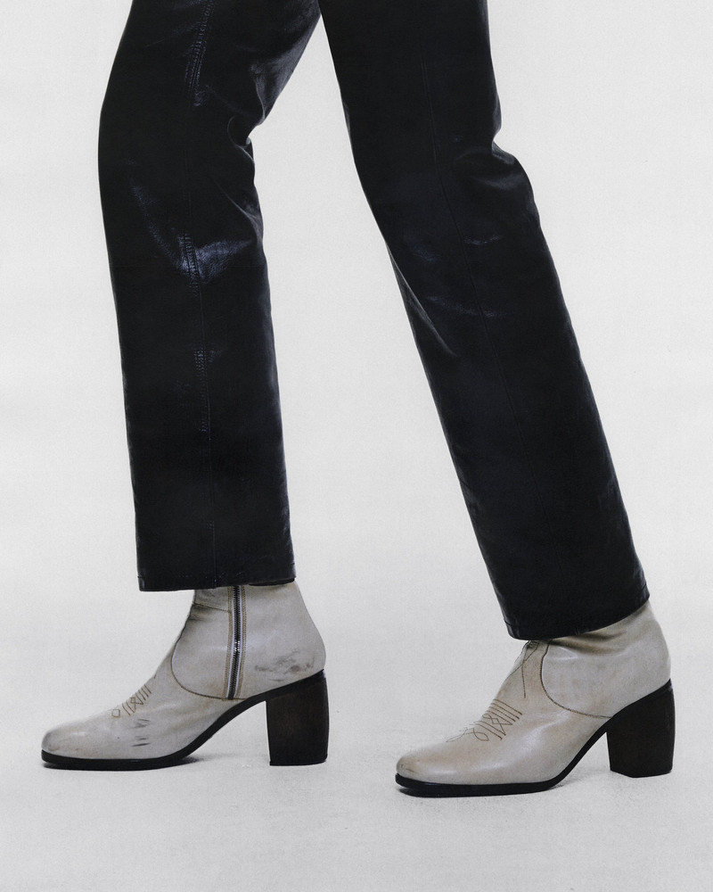 RADIATION HEEL 4