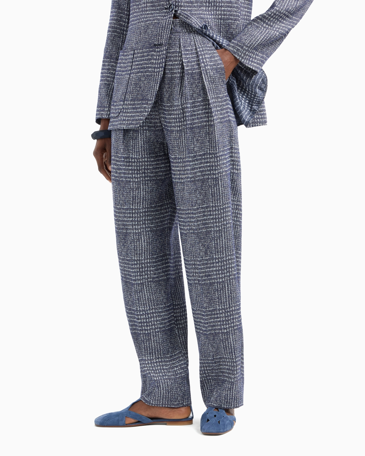 TROUSERS WITH PLEATS IN A PRINCE OF WALES CHECK LINEN AND VISCOSE BLEND - 4