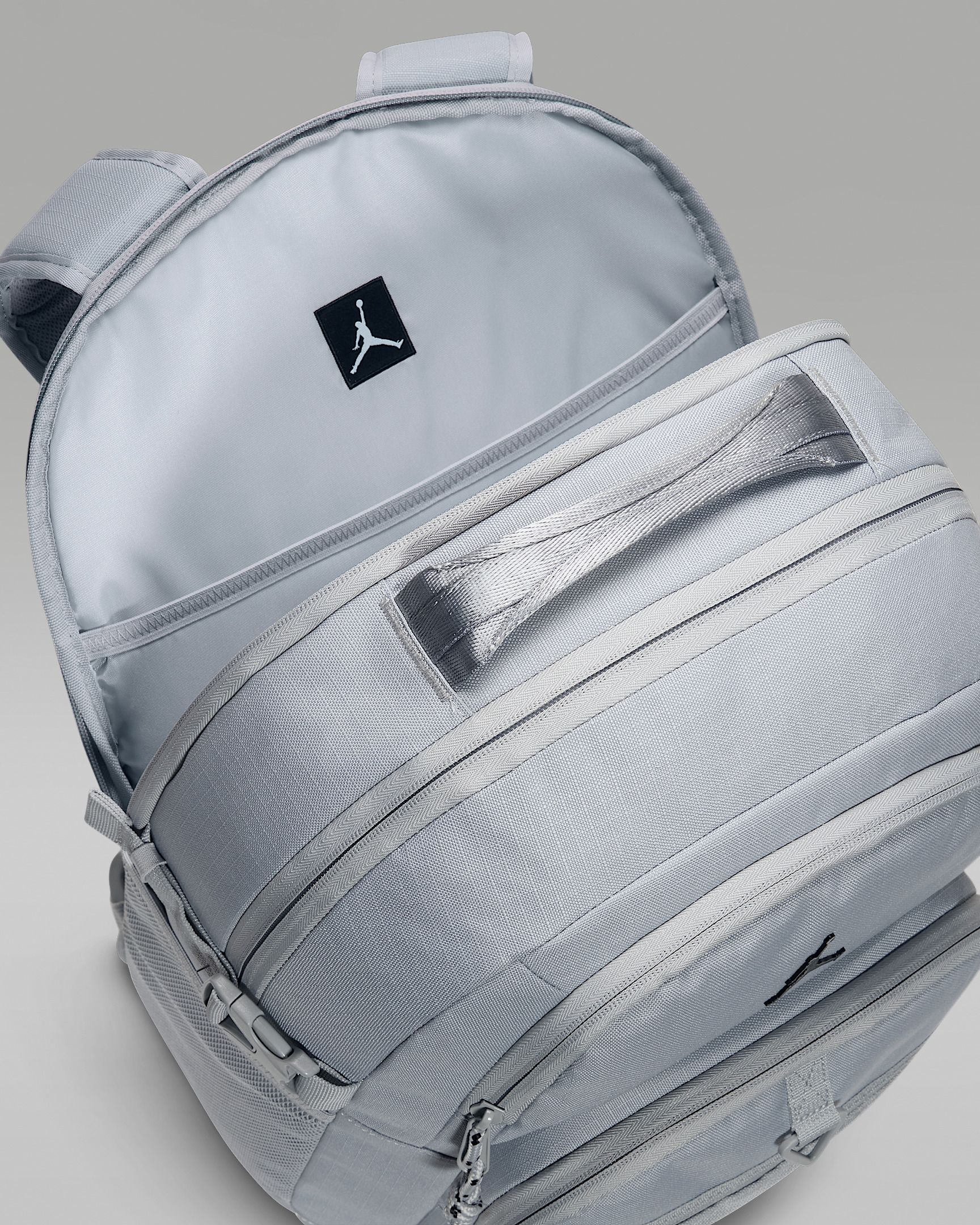 Jordan Blacktop Backpack (25L) - 5