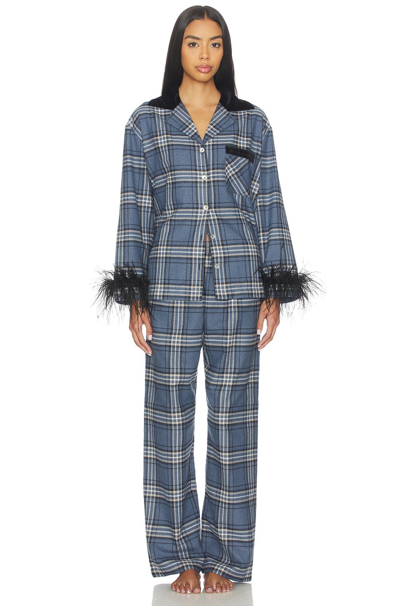 Checked Cotton-flannel Set With Detachable Feathers 4