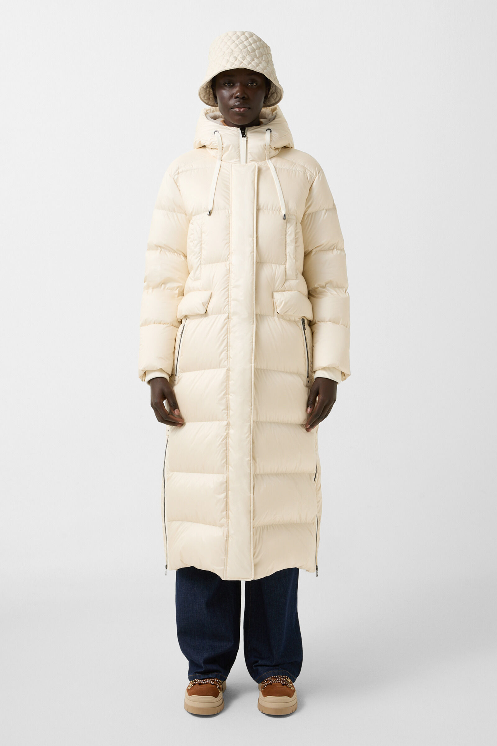 Jonna down coat in Cream - 4