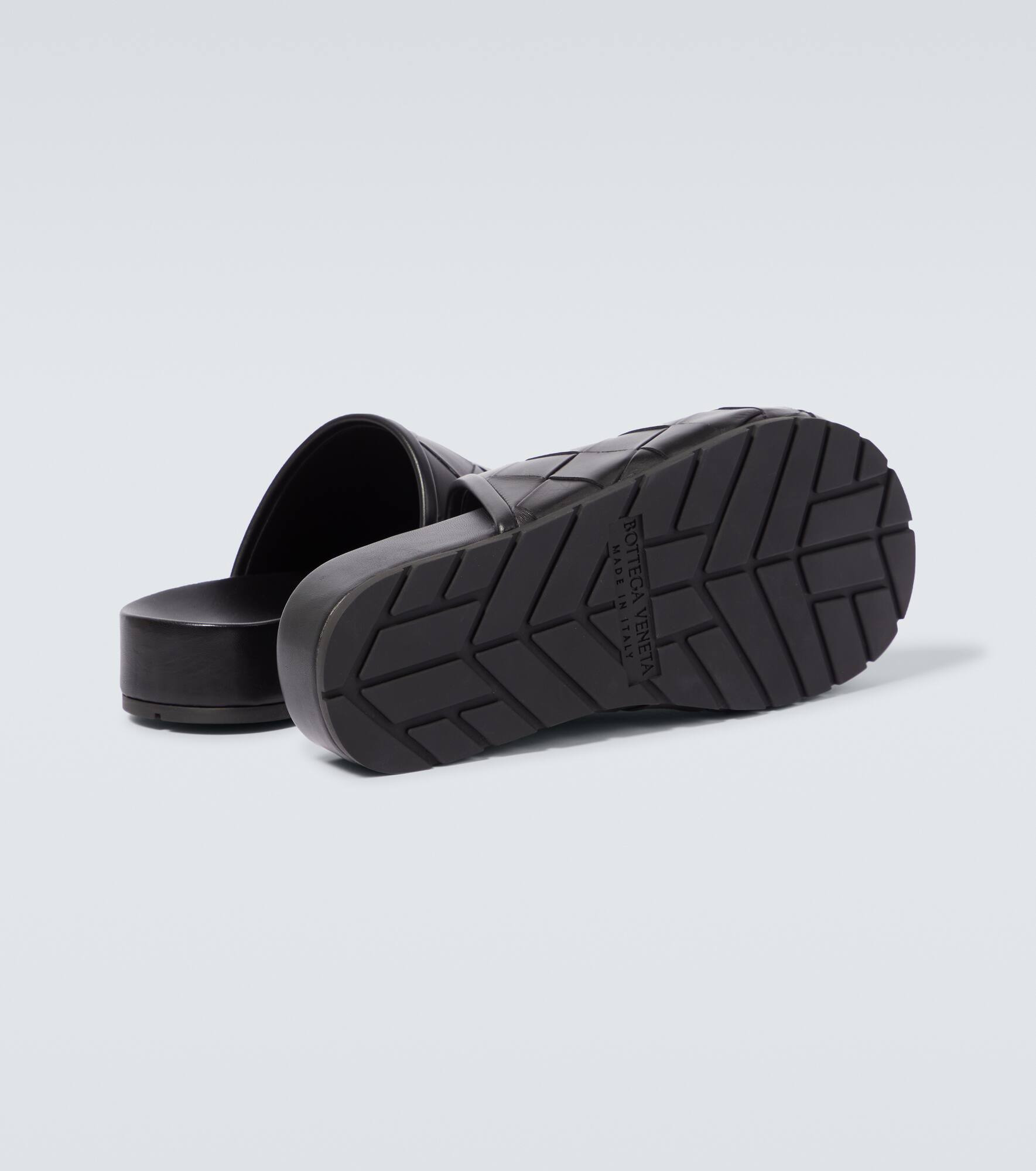Intrecciato leather mules - 7
