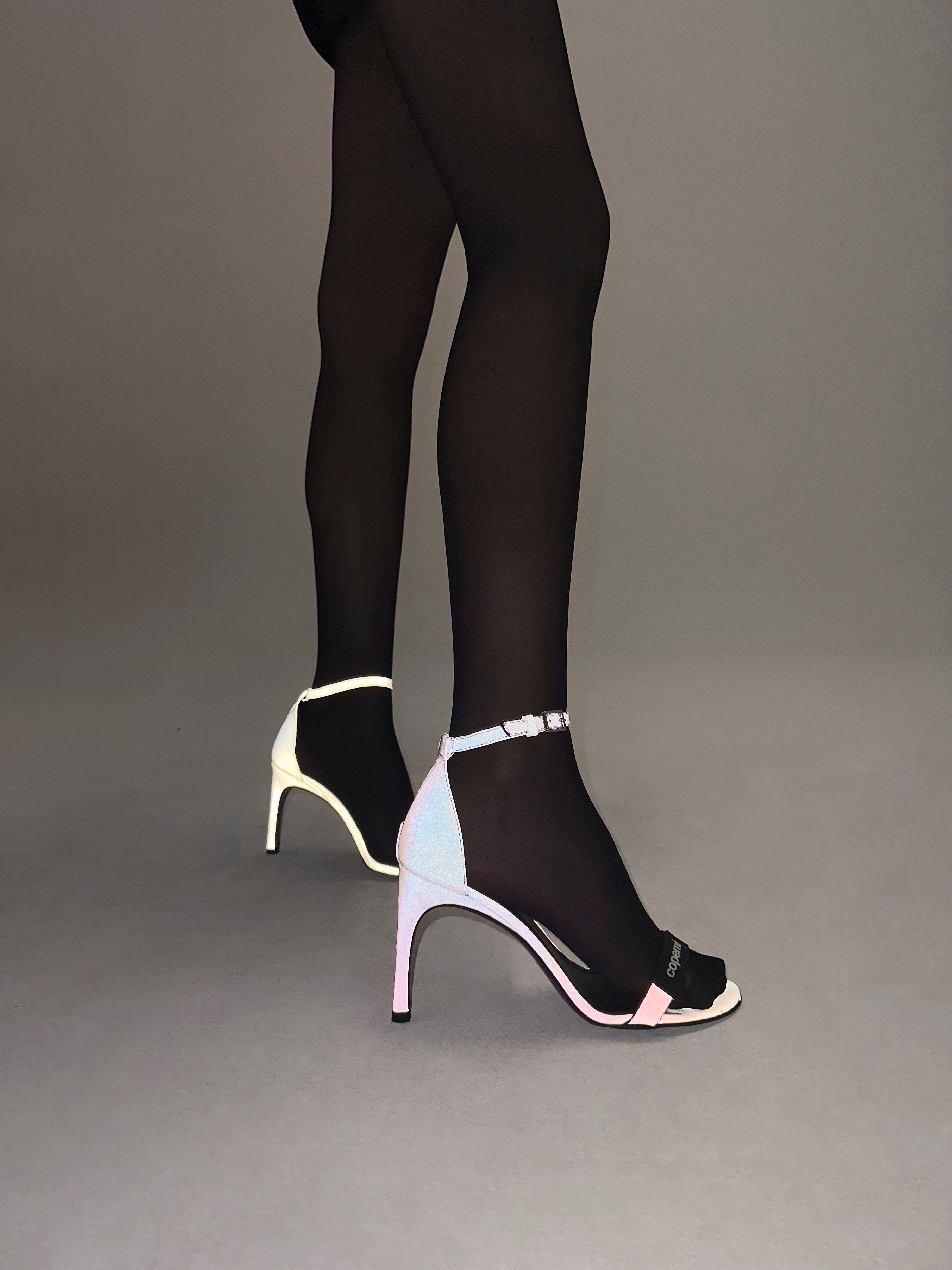 Reflective Skinny Strap Logo Sandals - 2