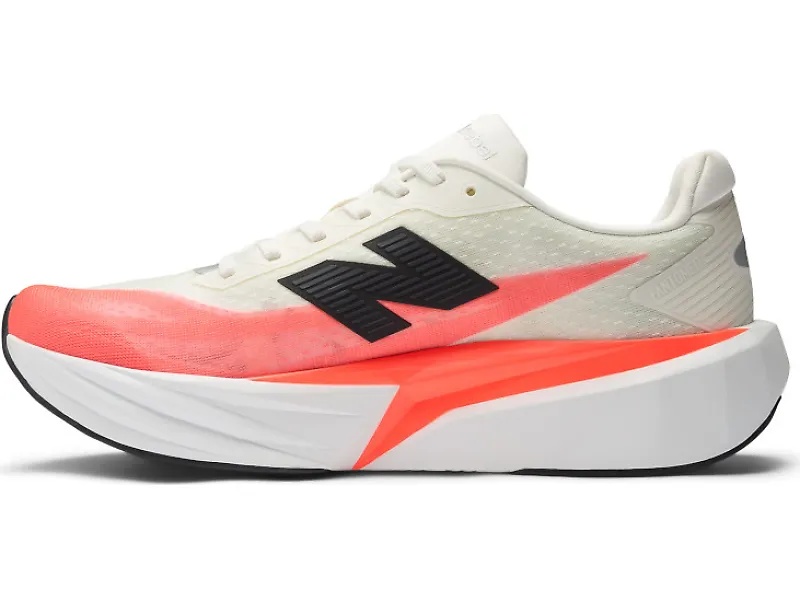 New Balance FuelCell Rebel v5 - 2