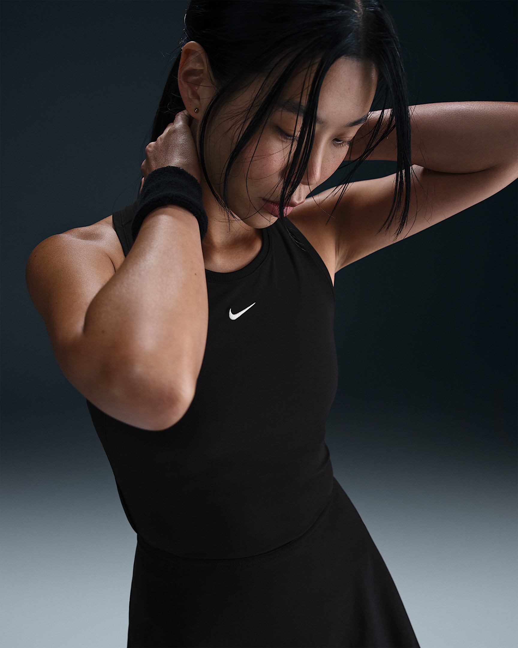 Nike Victory Women's Dri-FIT Tennis Tank Top - 3