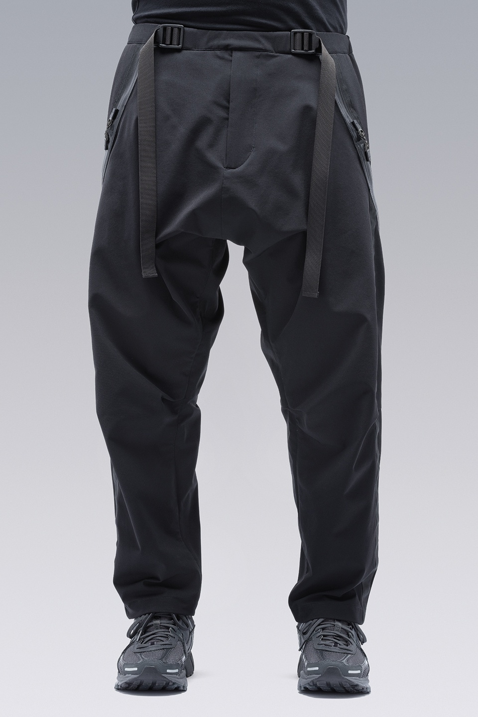 P35-DS schoeller® Dryskin Drawcord Cargo Trouser Black - 2