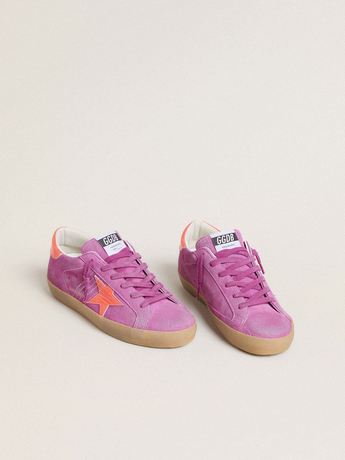Women's Super-Star in fuchsia suede with fluorescent orange laminated leather star and heel tab - 2