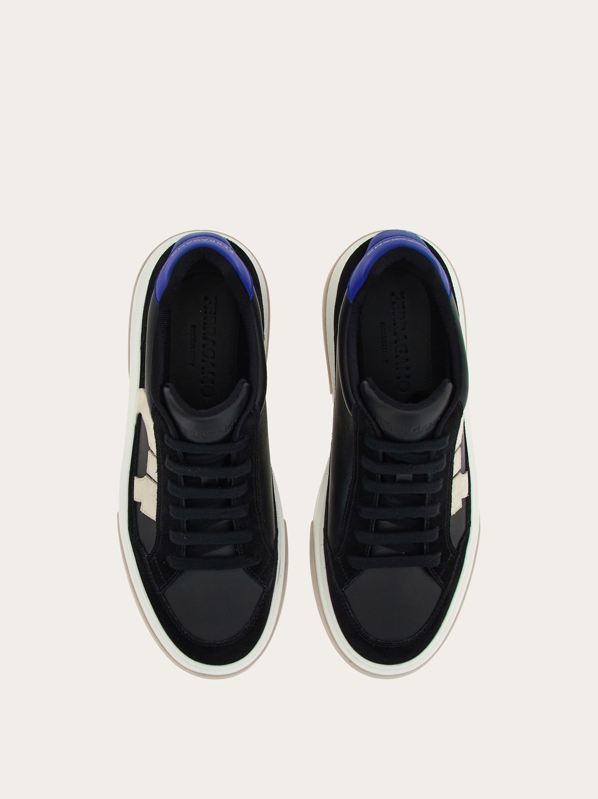 Low cut sneaker with Gancini outline - 2