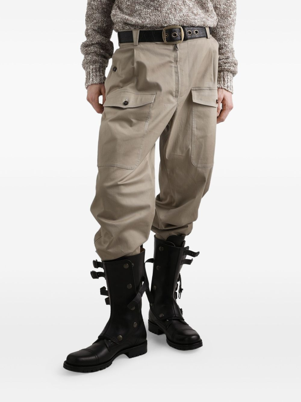 cargo-pockets trousers - 4