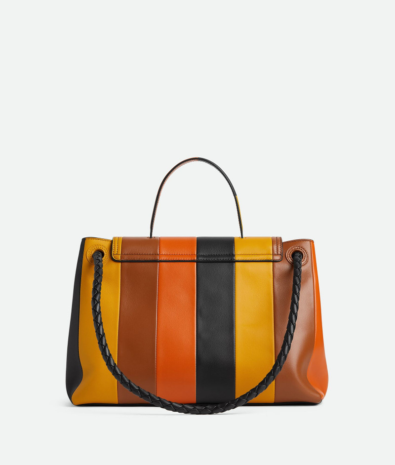 Bottega Veneta Ciao Ciao outlook