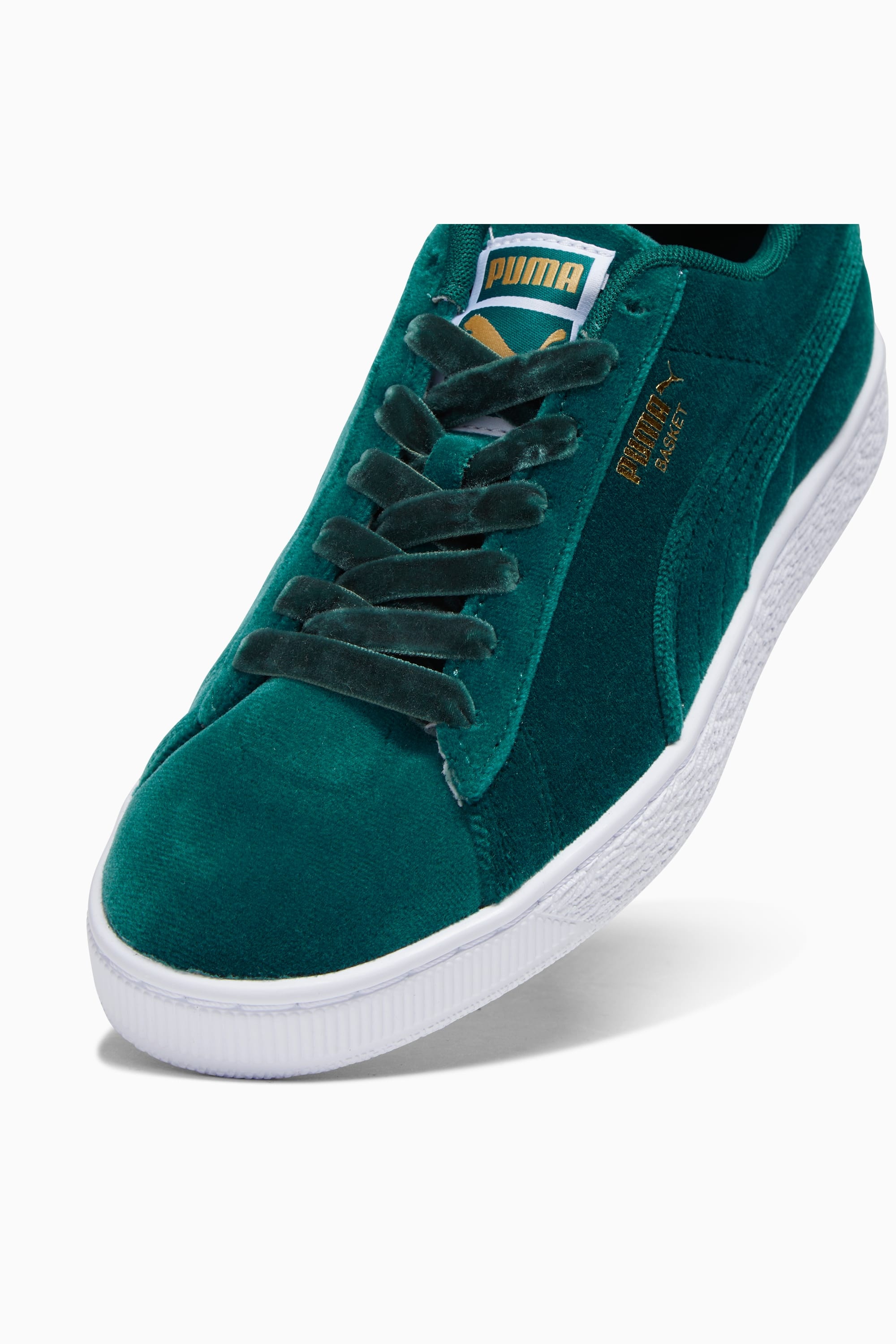 Basket Classic Velvet Women's Sneakers - 9