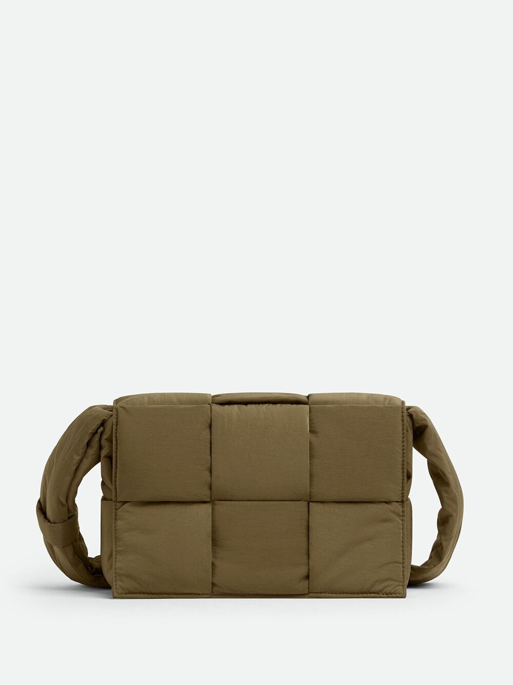 【BOTTEGA VENETA】CASSETTE BAG SMALL BOTTEGA VENETA Cassette small intrecciato leather shoulder